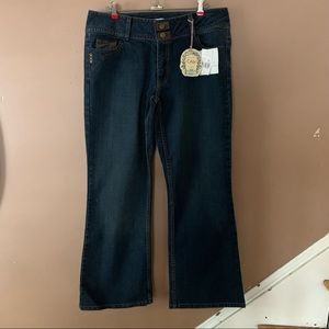 New Woman’s Cabi Blue Jeans